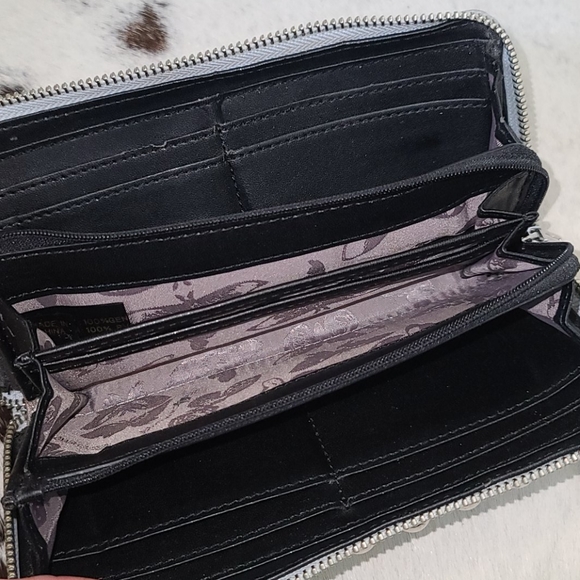 Rebecca Minkoff blue unicorn studded wallet - Picture 5 of 6